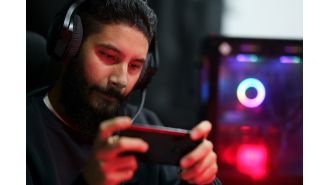 70% of Americans are avid gamers, with a growing interest in intense gameplay.