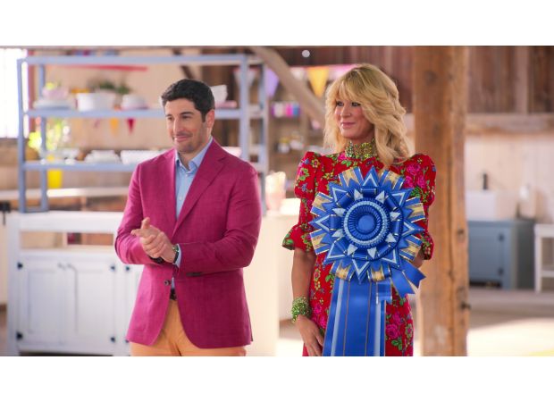 New Netflix reality show hosted by former 00s star becomes obsession for Bake Off fans.