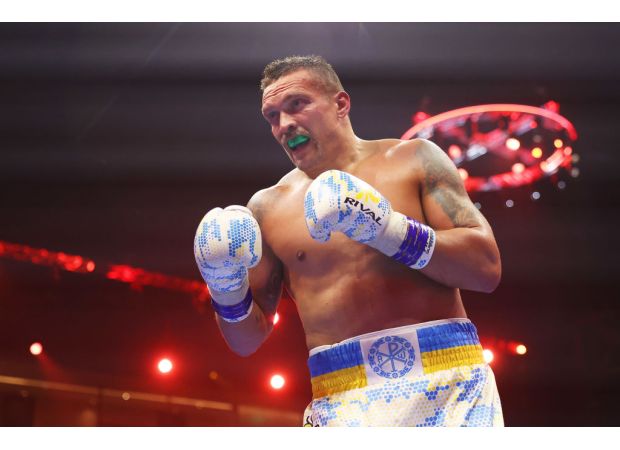 Usyk's manager clarifies why he was arrested at the airport in Poland.