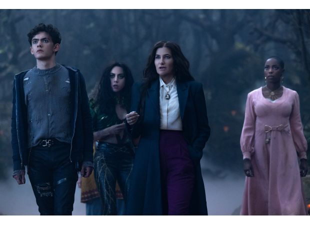 Joe Locke addresses fan reaction to rumored involvement of Kit Connor in new project.