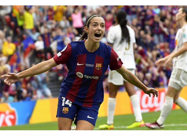 Girls can achieve anything, no limits. Society must accept that dreams are for everyone.