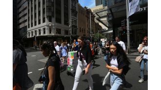 Over 27 million people now live in Australia.