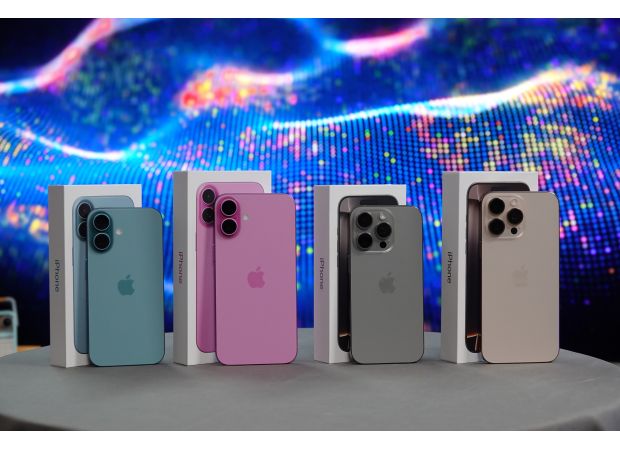 Upgrade to the new Apple iPhone 16 for a worthwhile experience, but the best feature may not be available just yet.