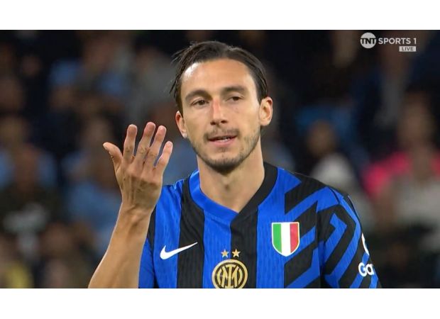 Former Man Utd player Darmian explains odd backheel choice against Man City.