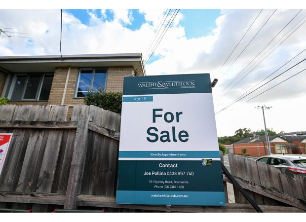 Expert economist criticizes government's plan to use superannuation funds for housing.