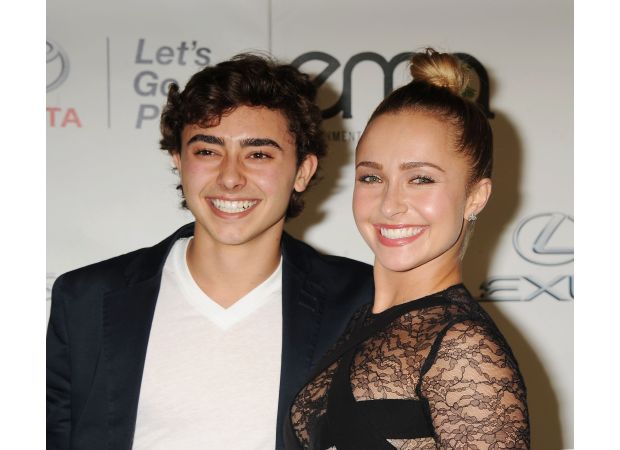 Hayden Panettiere experienced significant weight gain following the passing of her 28-year-old brother.