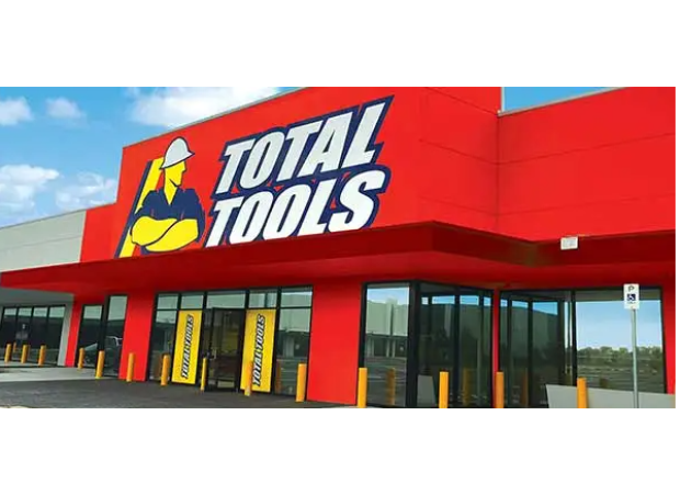 Hardware store chain suffers data leak.