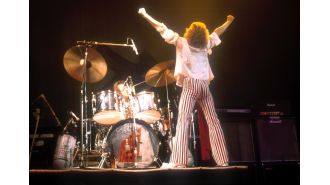 Popular English rock group from the 1970s reveals final concert series.
