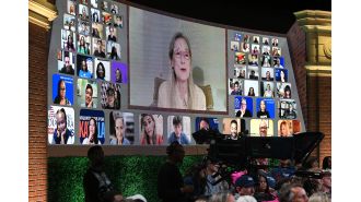 Meryl Streep angers Trump supporters with major mistake.