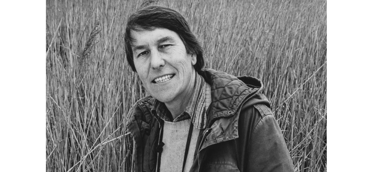 Lorraine Kelly pays tribute to late BBC wildlife presenter Tony Soper.