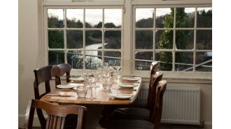 The Bridge Inn, Ratho, was reviewed.