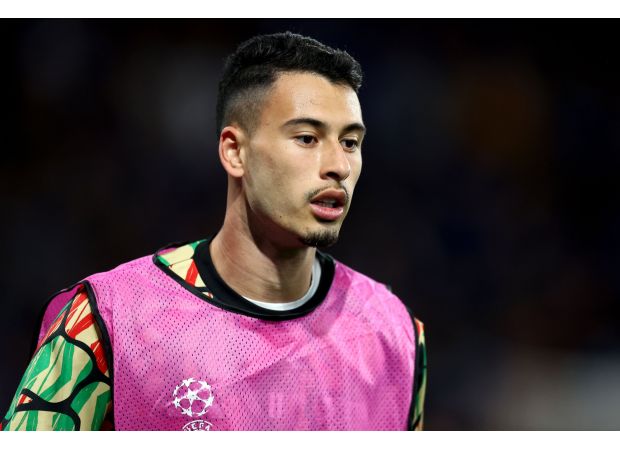 Darren Bent believes a certain Arsenal player has not helped his own cause ahead of their match against Manchester City.