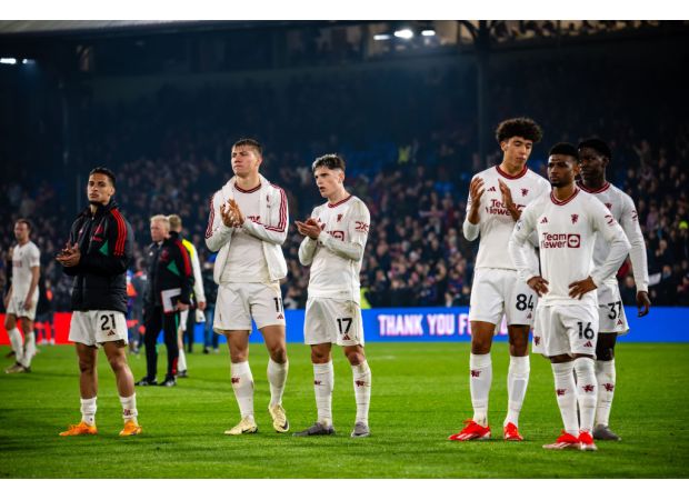 Joe Cole expects Crystal Palace player to have a strong performance against Manchester United.