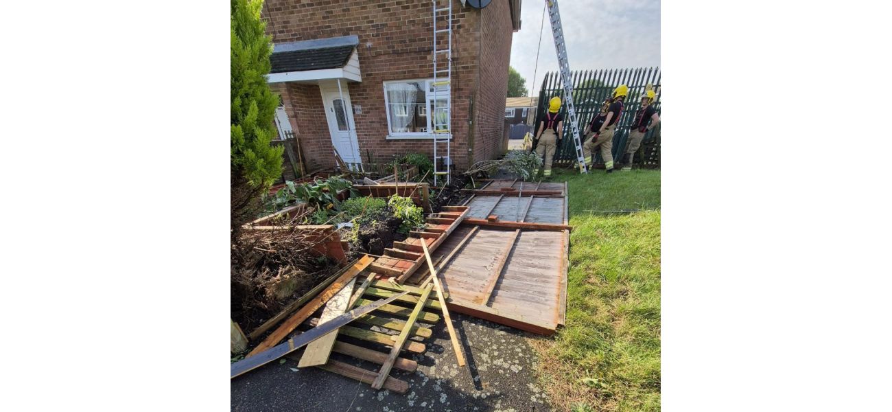 Hampshire hit by tornado causing destruction to trees and homes.