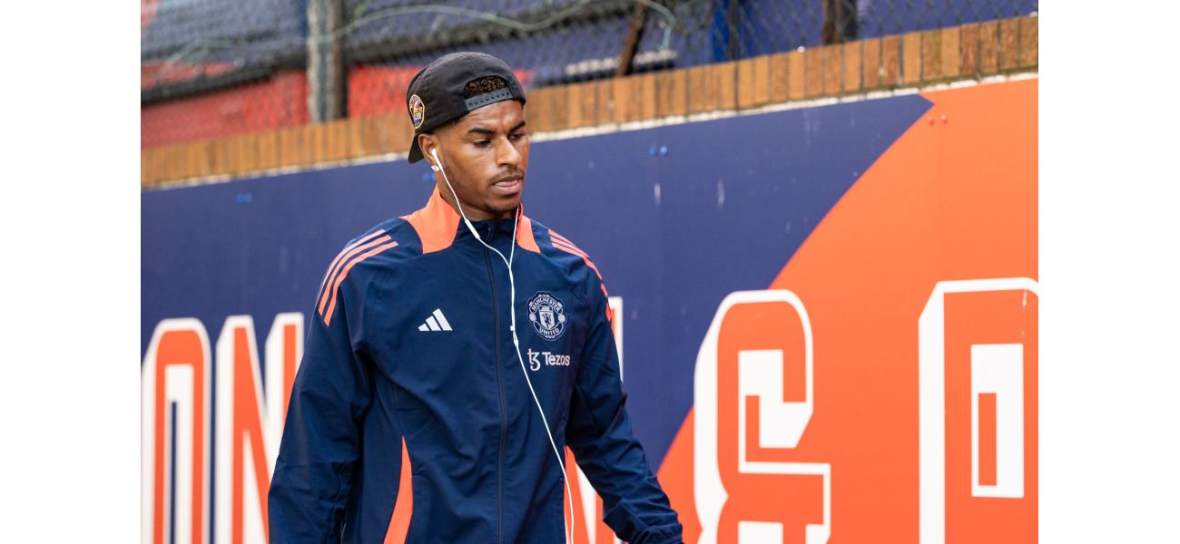 Ten Hag says he chose not to include Rashford in the starting lineup against Crystal Palace for tactical reasons.