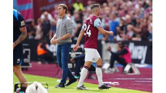 Lopetegui says he subbed Rodriguez early in West Ham's loss to Chelsea.