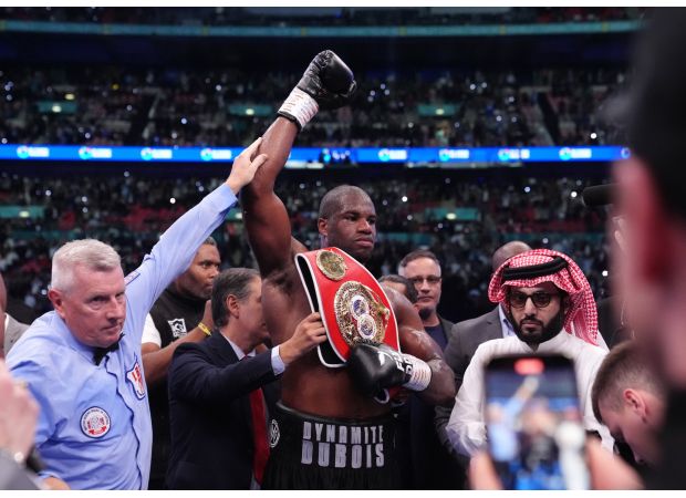 Dubois dominates heavyweight division after defeating Anthony Joshua, but other contenders could take the throne.