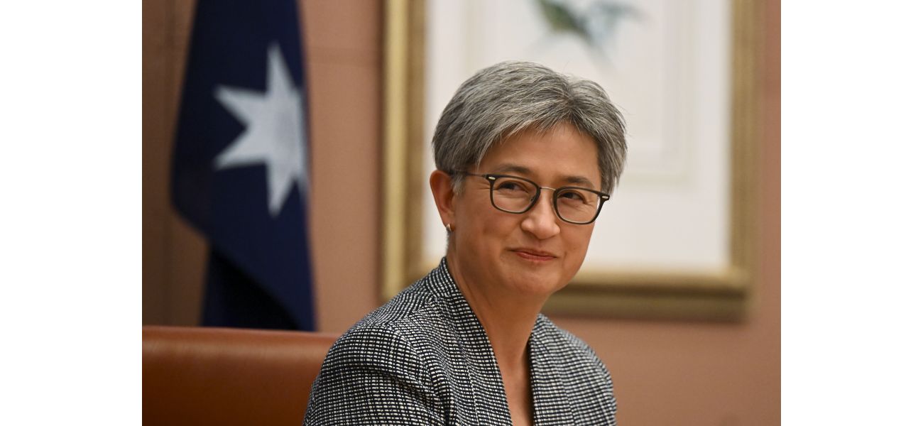 Australia promises $10 million more for Gaza, West Bank