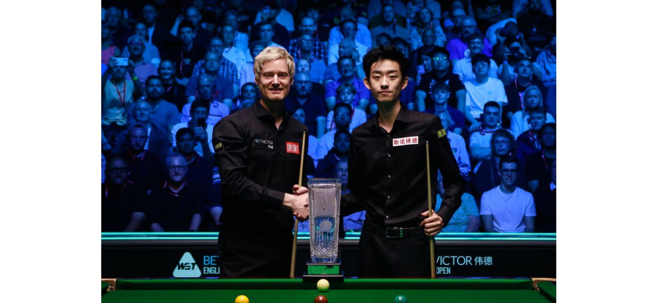 Robertson and Wu are praised for their impressive performance in the English Open final, drawing comparisons to legendary snooker players.