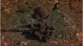 Russian TV channel stages fake nuclear attack on London to support Putin.