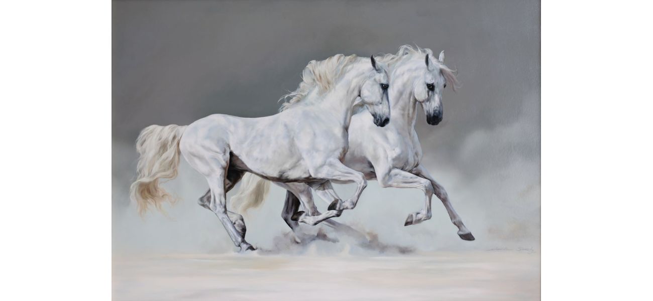 Natalie Stutely is an artist who loves to paint animals.