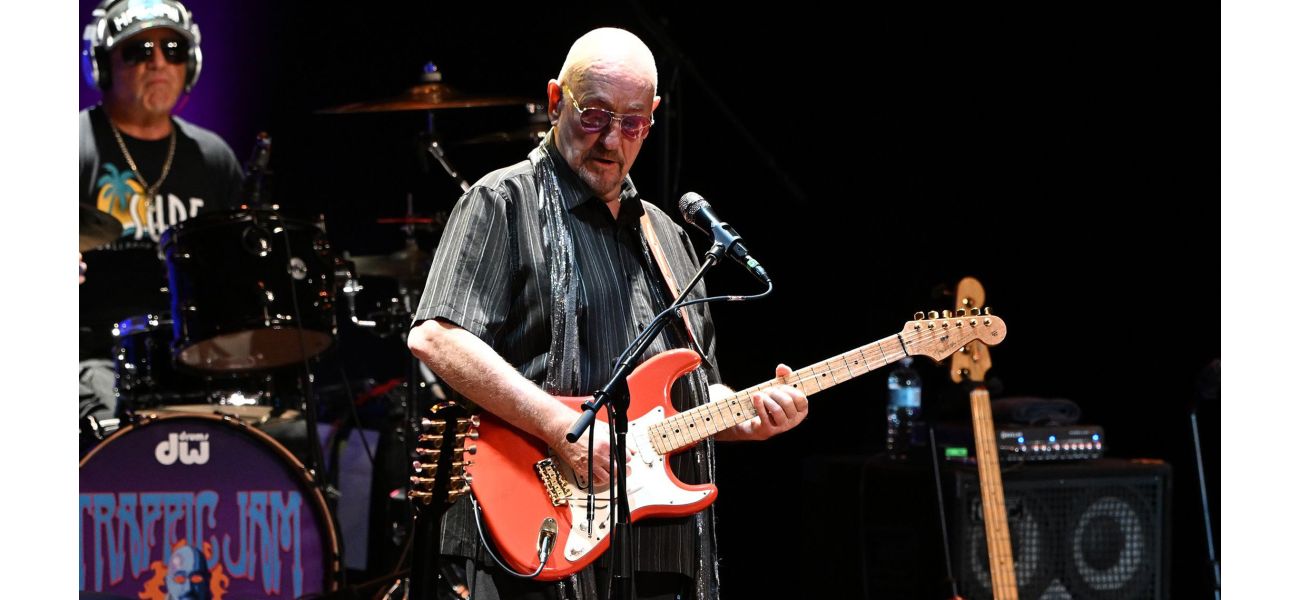 Legendary musician Dave Mason cancels his tour due to a severe heart condition being discovered.
