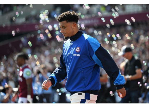 Chelsea missed out on a crucial Man Utd target and should have signed them instead of Jadon Sancho.