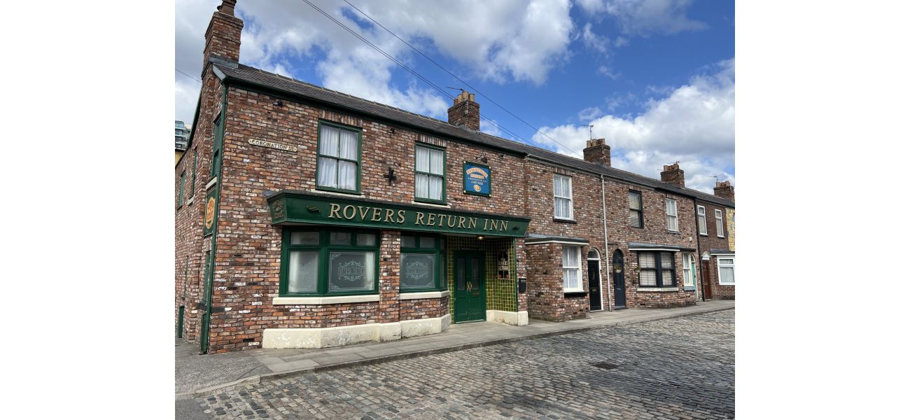 Corrie's Christmas preview reveals big exits coming up in the show.