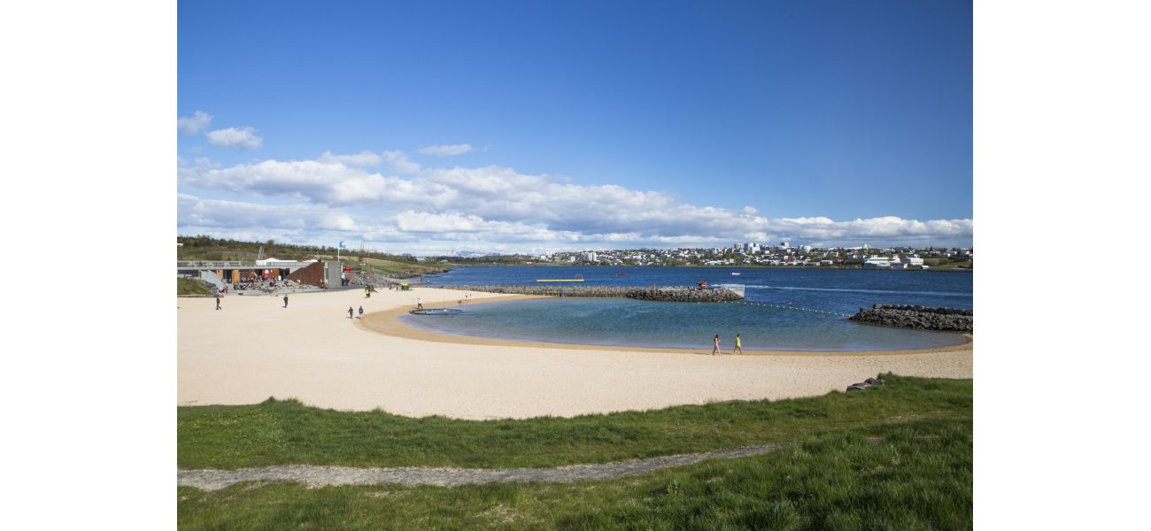 This beach is known as a peaceful oasis, but the water is extremely cold at -2°C.