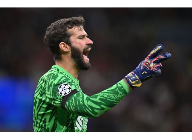 Arne Slot updates on Alisson's injury and Chiesa's fitness status.