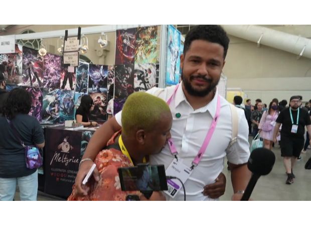 TwitchCon attendees criticize 'crazy' Kick streamers for harassing fellow content creators.