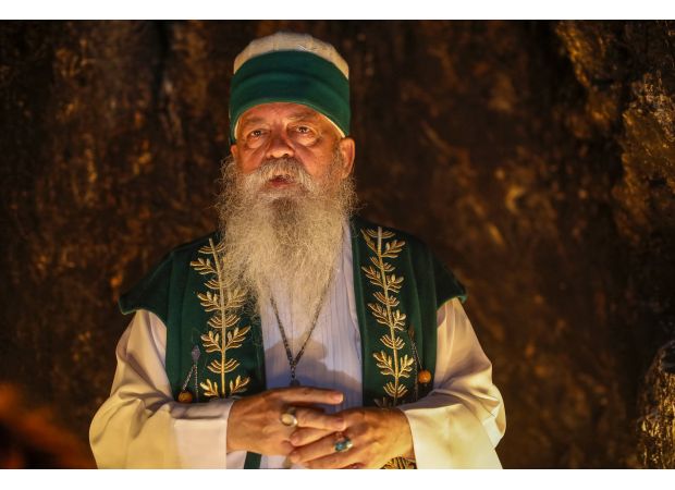 Possible paraphrase: A new microstate similar to the Vatican may emerge in the near future.