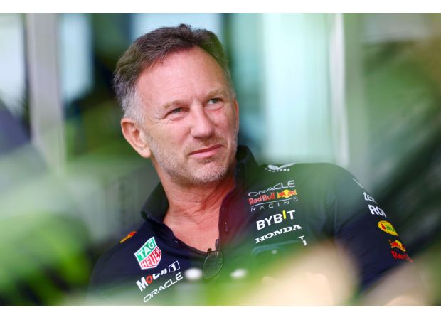 Red Bull team principal Horner accused of causing trouble by commenting on Williams driver Russell's contract situation.