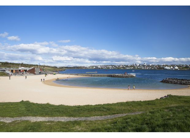 This beach is known as a peaceful oasis, but the water is extremely cold at -2°C.