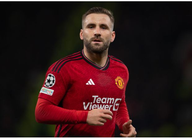 René Meulensteen is worried about a potential sale of a key player for Manchester United due to recent struggles.