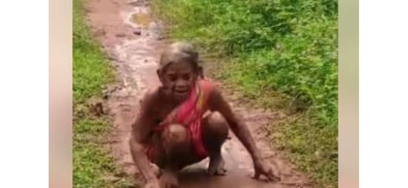 Elderly woman walks 2km to get pension in Odisha's Keonjhar despite difficulties.