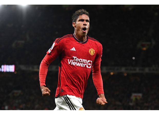 Ex-Man Utd player retires surprisingly after only 23 mins with new team.