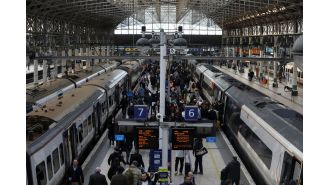 UK rail stations show security alert post large cyber-attack.