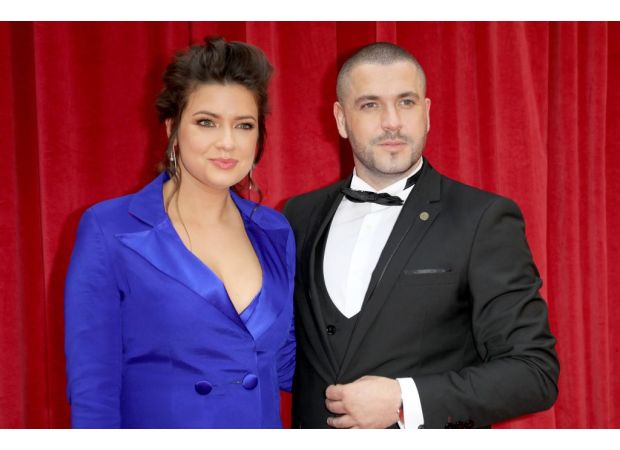 Real-life soap actors unite in final season of their cancelled show.