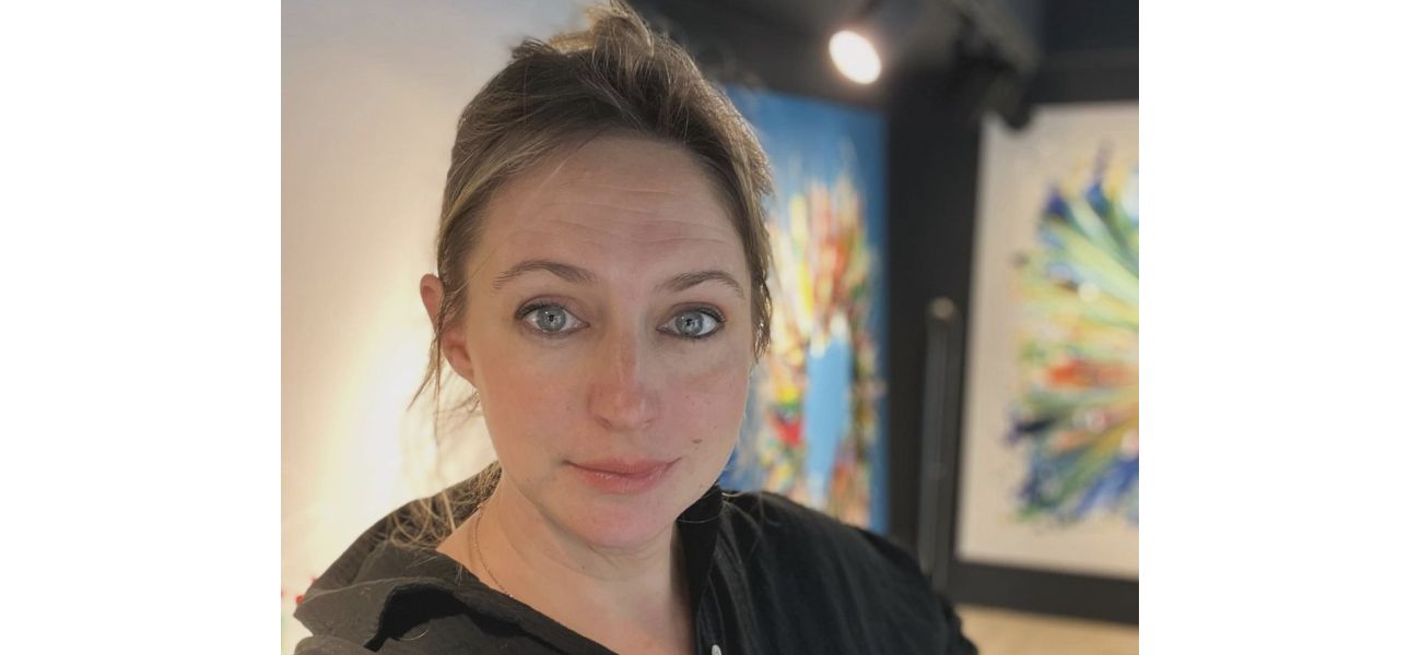 Hollyoaks actress, 42, disappointed as she shaves her head while fighting cancer.