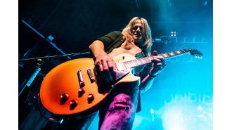 Doug Aldrich, guitarist of The Dead Daisies, has been diagnosed with throat cancer.