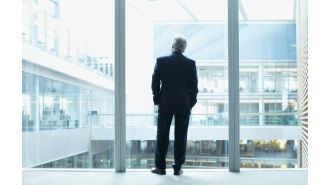 An executive's LinkedIn page exposes a common error employees are committing in the workplace.