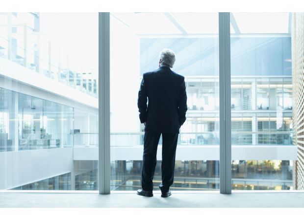 An executive's LinkedIn page exposes a common error employees are committing in the workplace.