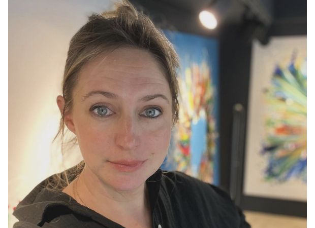 Hollyoaks actress, 42, disappointed as she shaves her head while fighting cancer.