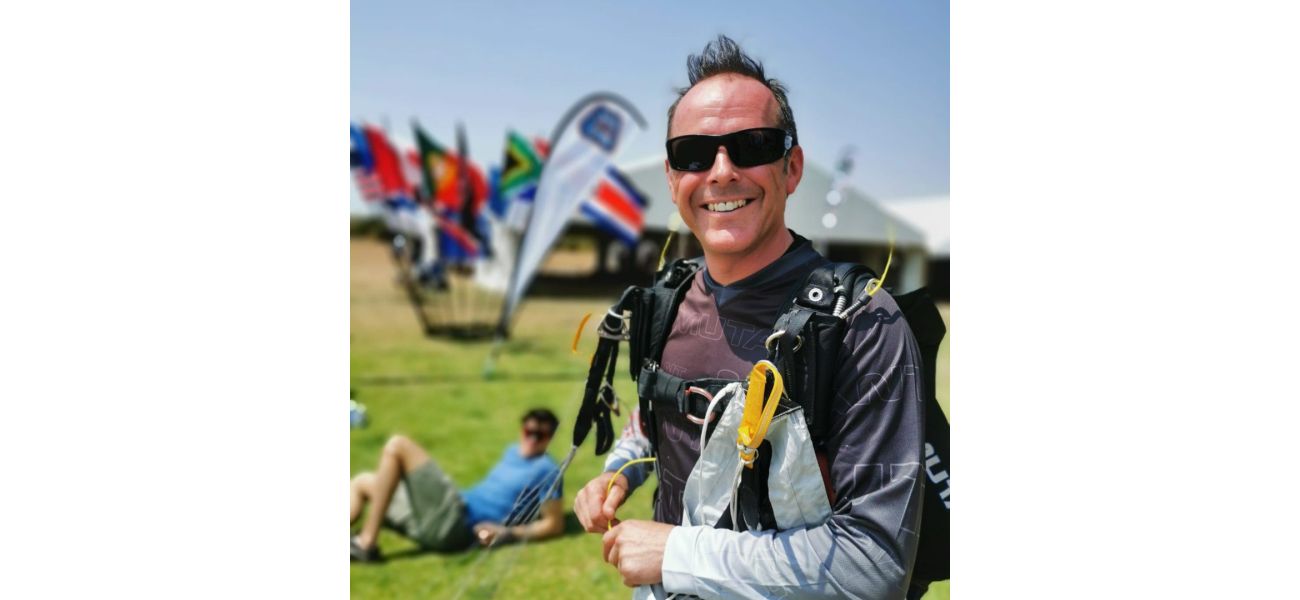A UK SAS soldier died in a parachuting incident in South Africa.