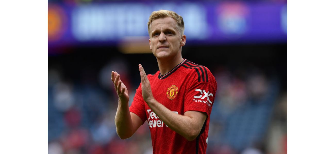 Man Utd's £40M flop struggling to adjust to new team.