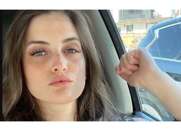 A player in GTA 5 was caught cheating with a married man, who was also her virtual husband in the game.