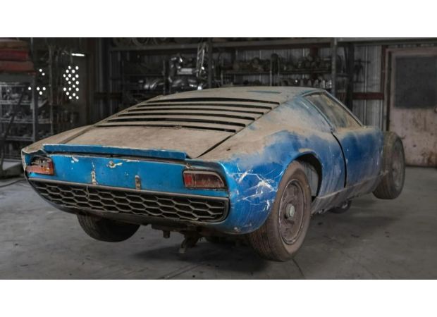 3 classic Lamborghinis for sale after being discovered in abandoned scrapyard.
