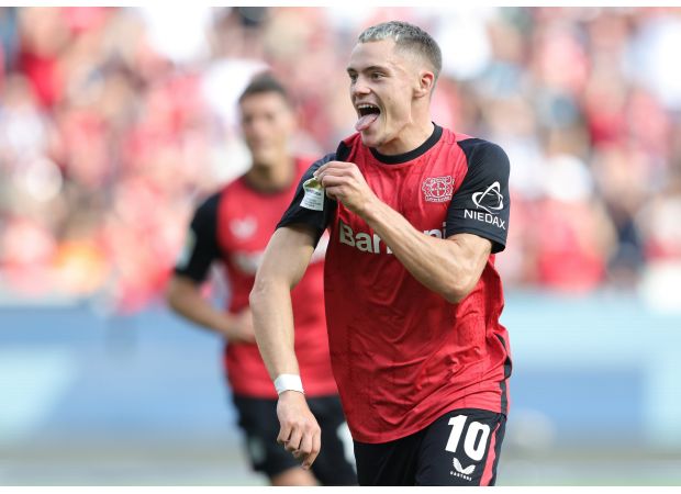 Arsenal is determined to secure the £83m transfer of a top midfielder, with Manchester City also interested.