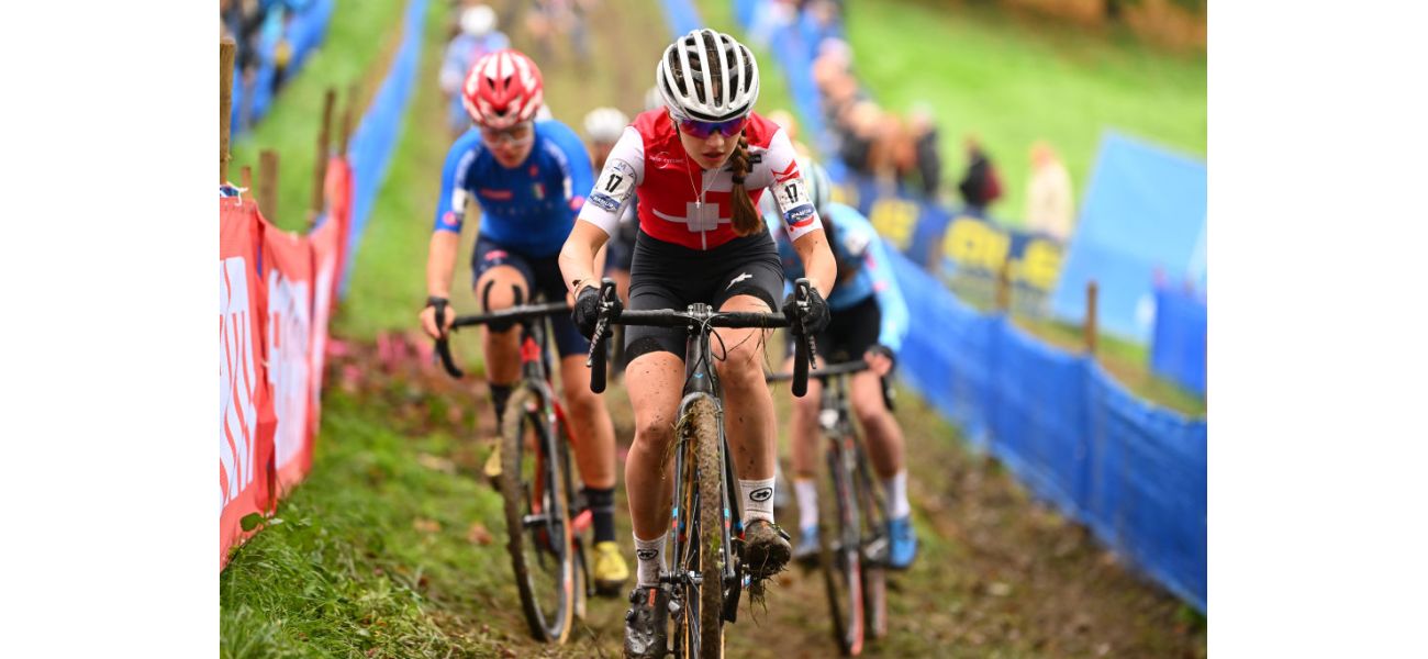 Swiss cyclist Muriel Furrer, 18, dies after crash at Road World Championships.